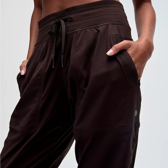 lululemon athletica Pants - LULULEMON Dance Studio Mid-Rise Pant Java
Regular size 6